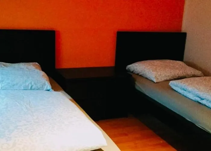 アパート Monteurwohnungen In *