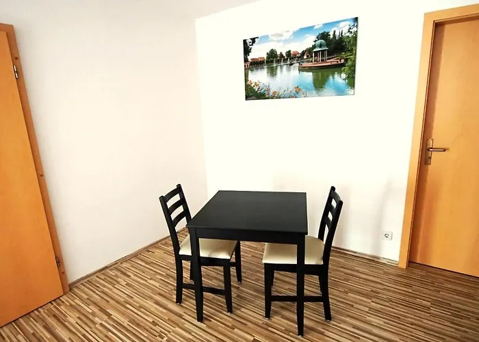 アパート Monteurwohnungen In Bad Lauchstädt